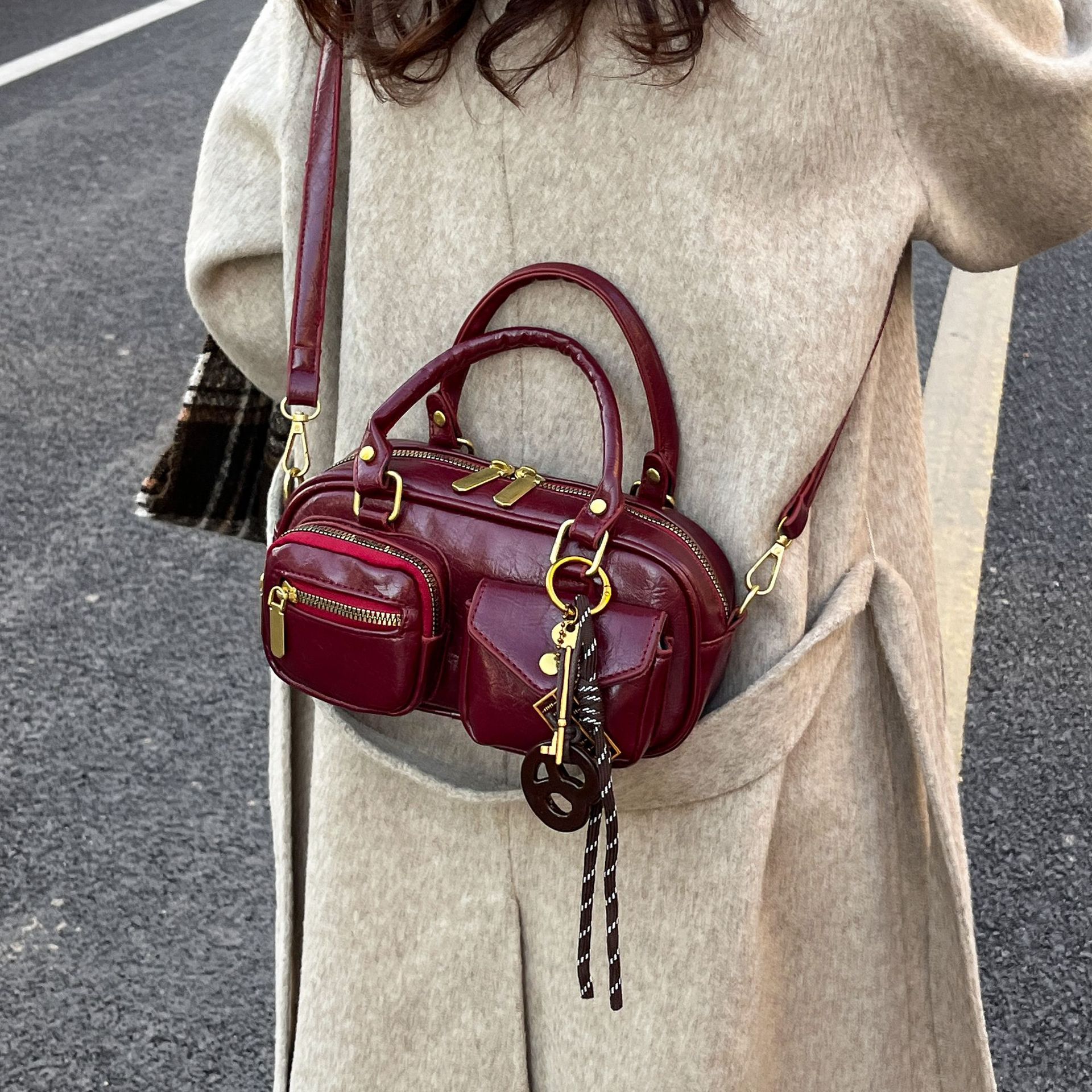 Interior Design Vintage Style - Vintage Style Y2K Handbags For Women