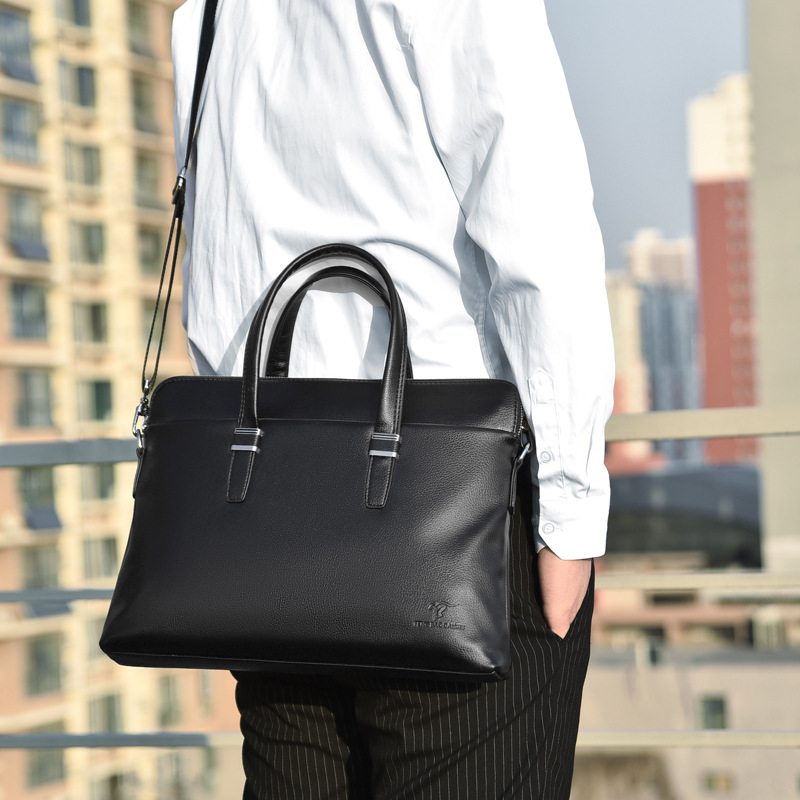 PU Leather Laptop 15 Inch Brie - Interior Design Portfolio recension och pris